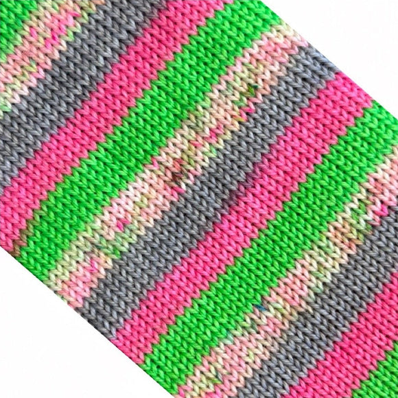 THIS GNOME IS A LITTLE BIT GRINCHY